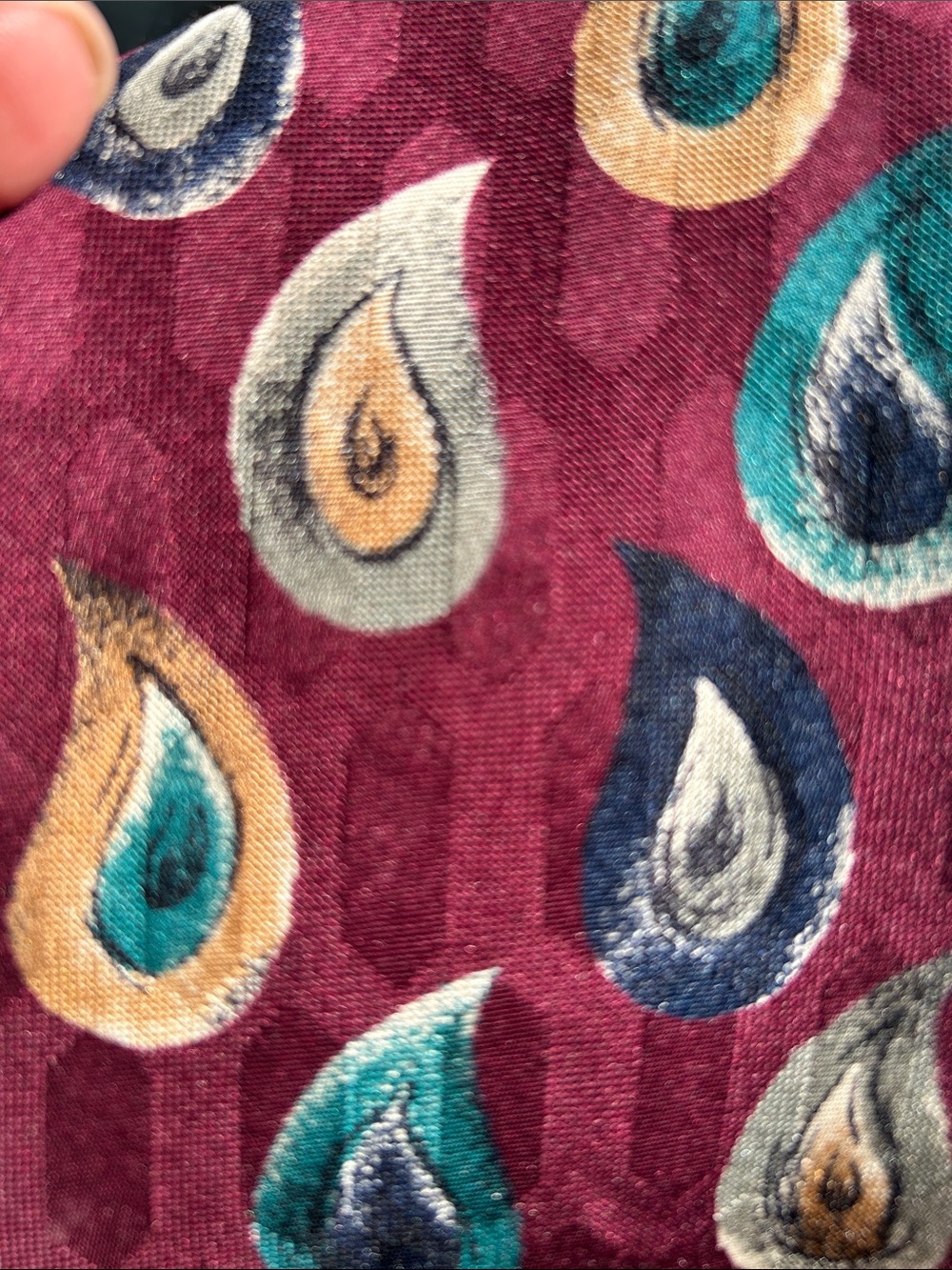 Ferrell Reed 100% Silk Tie Made in Italy Burgundy Paisley Teardrop Necktie - Picture 6 of 6